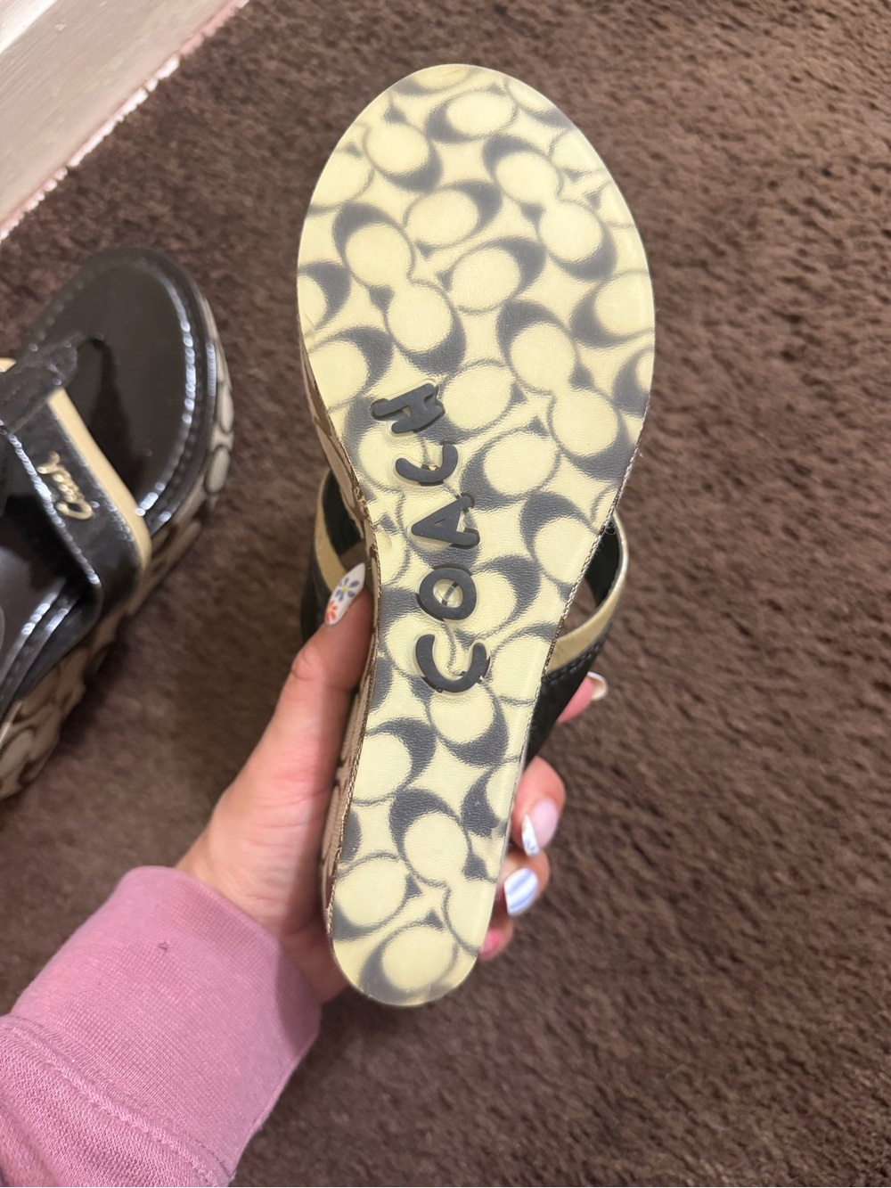 Coach Black Patent Thong Wedge Sandals with Beige Signature Canvas - Picture 4 of 4
